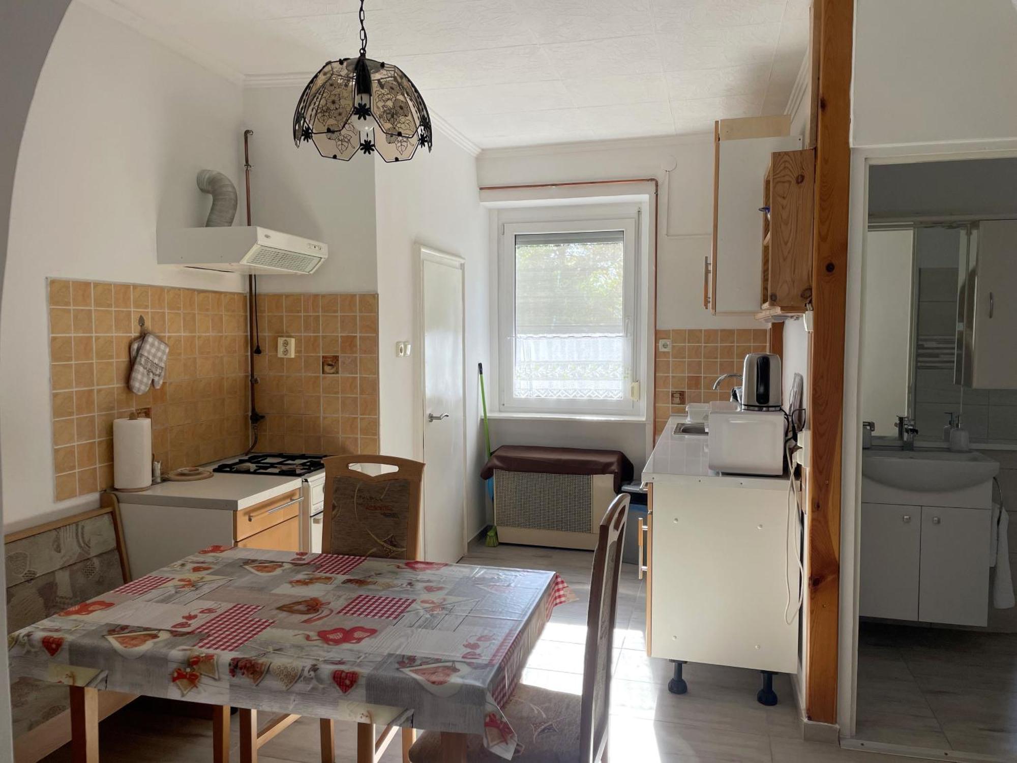 Feszek Apartmanhaz